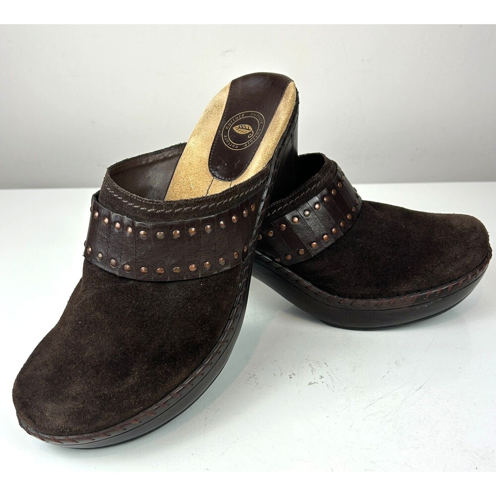 Nurture Windmill Mules Clogs Slip On Shoes Brown Suede Studded Womens Size 11 M - Picture 2 of 14